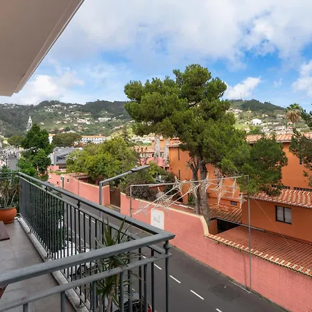 Golden By An Island Apartment Canico (Madeira)