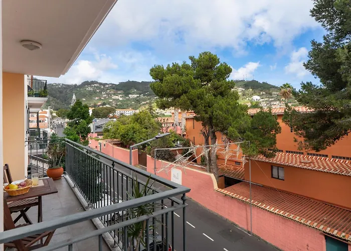 Golden By An Island Apartment Canico (Madeira)